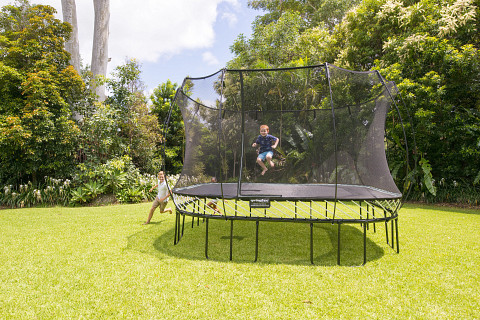 Springfree Trampoline - 13' x 13'