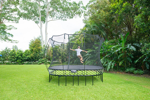 Springfree Trampoline - 11' x 11'