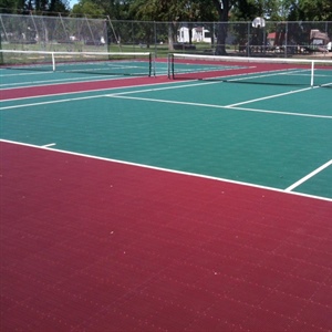 Love Racket Sports? Learn How to Play Padel